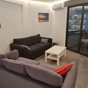 Apartament Prime Beachfront On Finikoudes, Larnaca